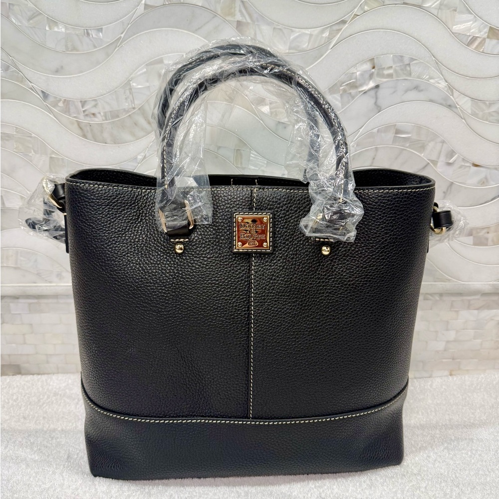 NWT Dooney & Bourke Chelsea Black Pebble Leather Tote Bag